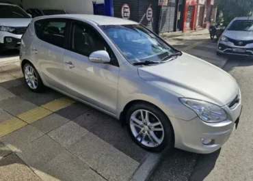 imgi_3_hyundai-i30-2-0-mpfi-gls-16v-gasolina-4p-automatico-wmimagem14023594435