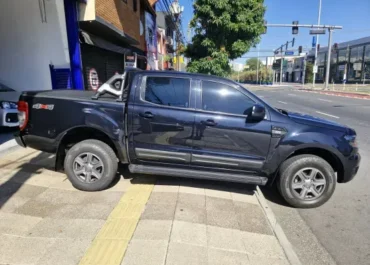 imgi_6_ford-ranger-2-2-xls-4x4-cd-16v-diesel-4p-automatico-wmimagem14175674536