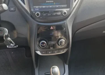 imgi_8_hyundai-hb20x-1-6-16v-premium-flex-4p-automatico-wmimagem19303523510