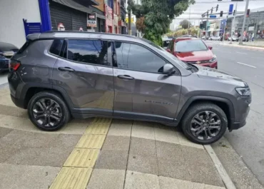 imgi_91_jeep-compass-1-3-t270-turbo-flex-longitude-at6-wmimagem09015865514